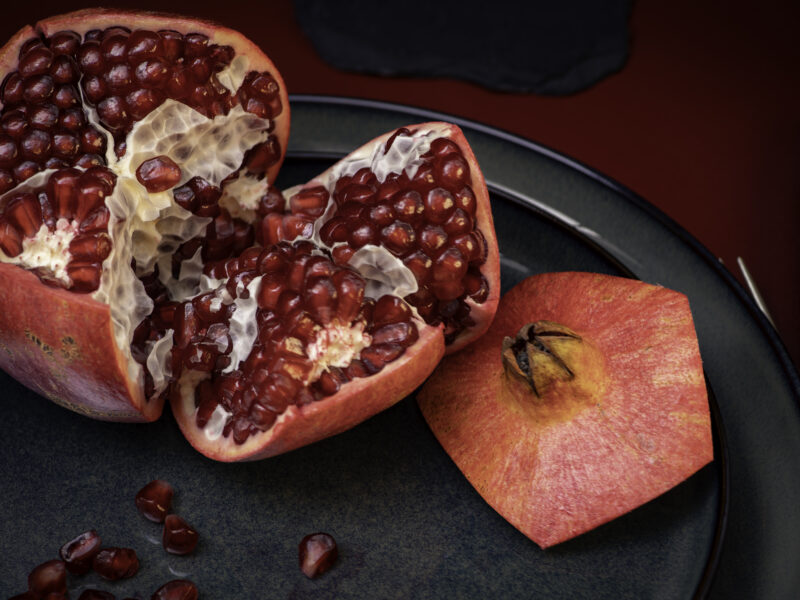 Granatapfel offenIII Food Fotograf Schweinfurt | Foodfotografie Marken